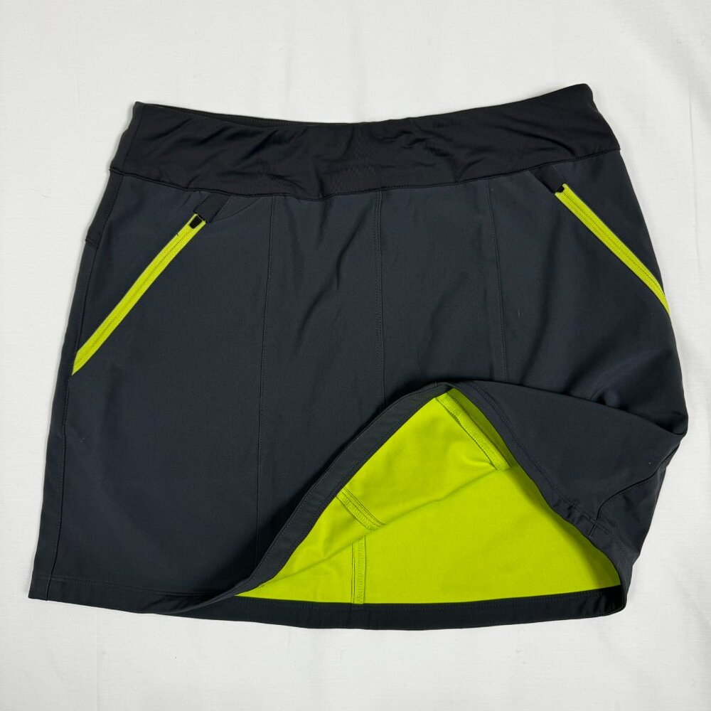Title Nine Snow Slayer Pull‑On Technical Miniskirt–Charred Gray & Lime – Size 8